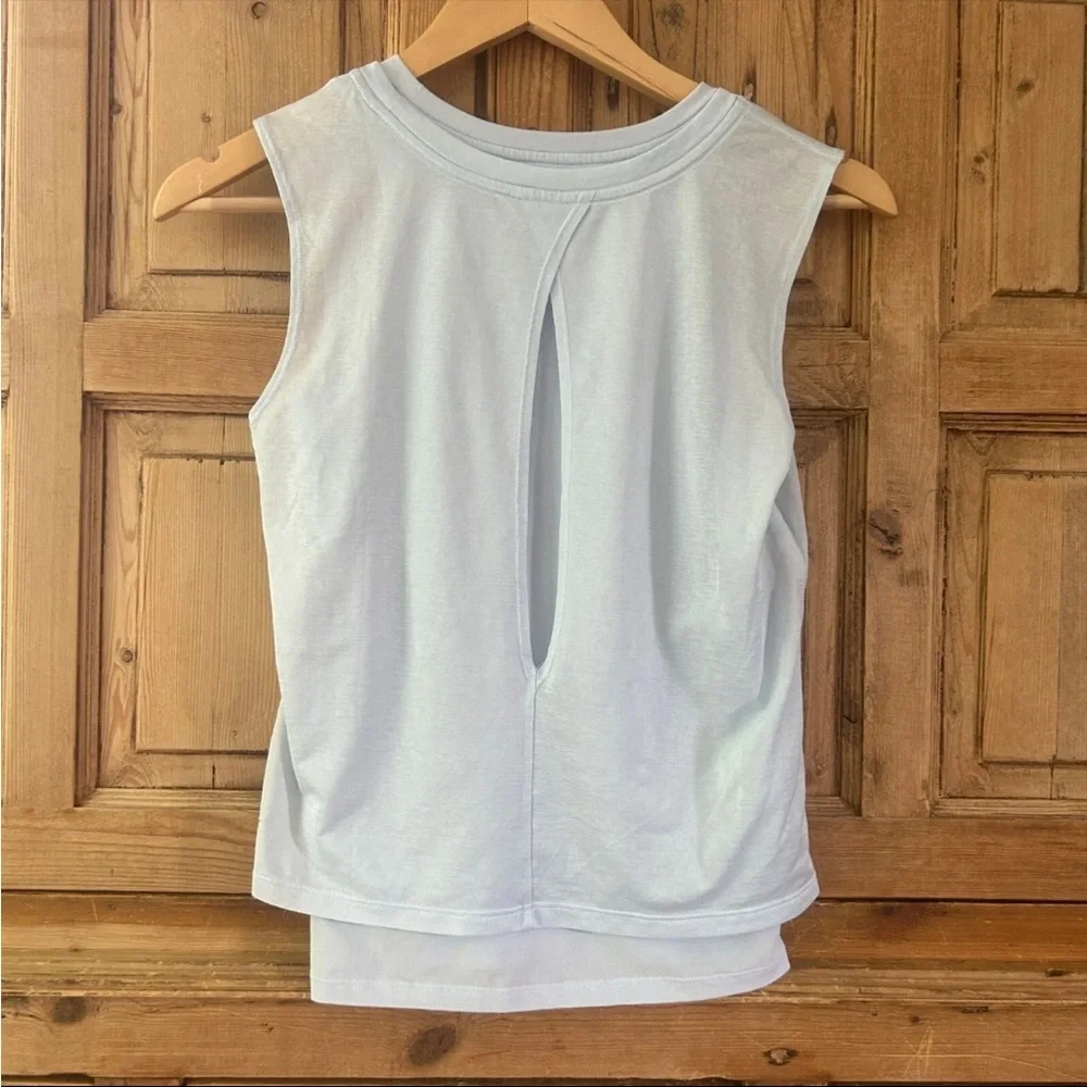 Athleta Girl Doubles Tank Layered Active Sleeveless Carolina Blue Top- M 8-10 - Picture 3 of 8